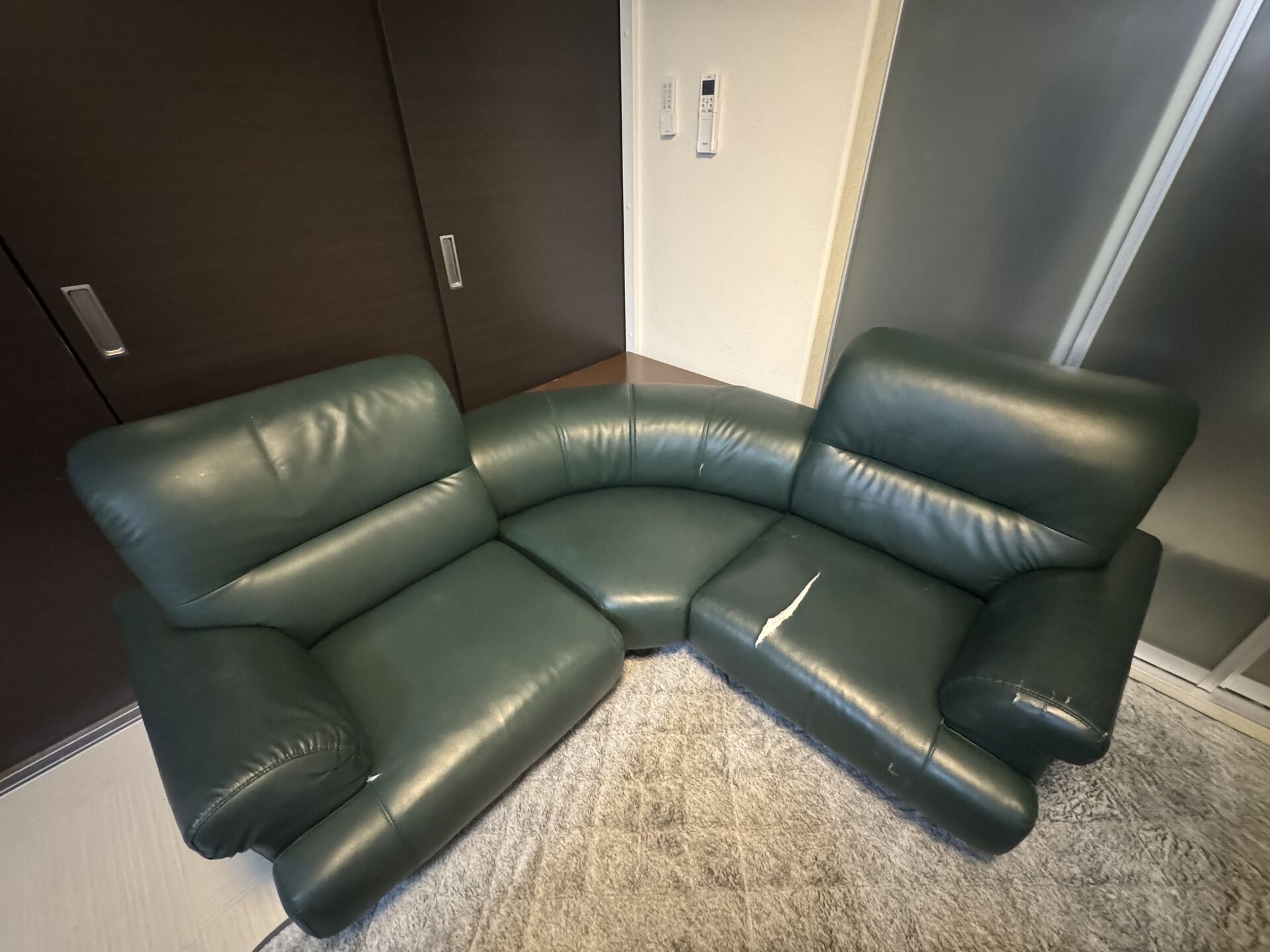 【宇都宮市で不用品回収】ソファのみの回収も対応しております！